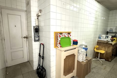 Huoneisto myytävänä Leon, Espanja, 4 makuuhuonetta, 120 m2 No. 153158 - kuva 6