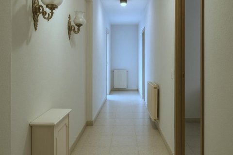 Huoneisto myytävänä Leon, Espanja, 4 makuuhuonetta, 120 m2 No. 153158 - kuva 15