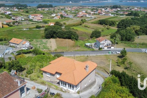 Dom w Sanxenxo, Pontevedra, Hiszpania 3 sypialnie, 322 mkw. nr 153162