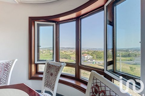 Продажа дома в Санхенхо, Понтеведра, Испания 3 спальни, 322м2 №153162 - фото 5