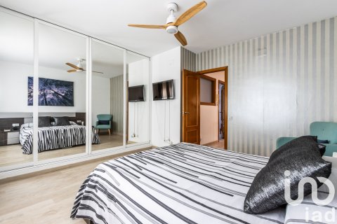 Продажа дома в Сабадель, Барселона, Испания 4 спальни, 265м2 №153160 - фото 19