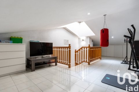 Продажа дома в Сабадель, Барселона, Испания 4 спальни, 265м2 №153160 - фото 26