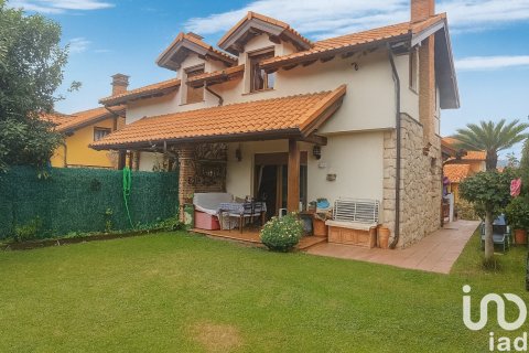 Dom w Hinojedo, Cantabria, Hiszpania 3 sypialnie, 142 mkw. nr 153163