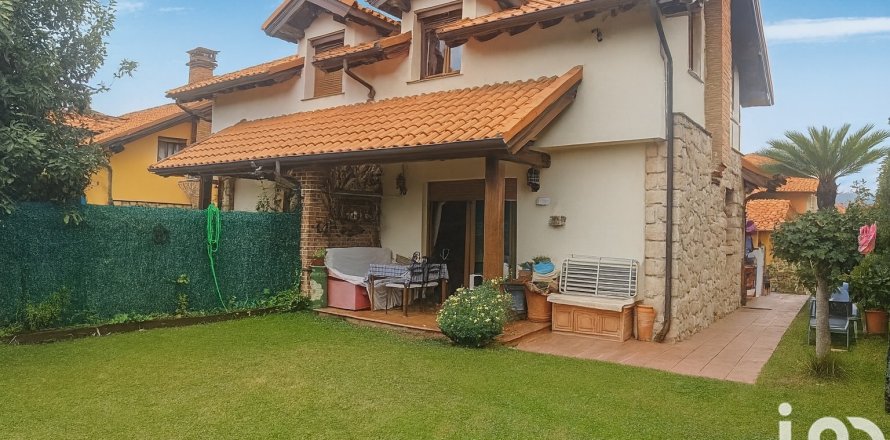 Дом в Хинохедо, Кантабрия, Испания 3 спальни, 142м2 №153163