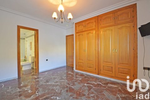 Продажа квартиры в Сакс, Аликанте, Испания 4 спальни, 314м2 №153159 - фото 14