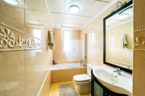 Villa zum Verkauf in La Mata, Alicante, Spanien 5 Schlafzimmer, 380 m2 Nr. 145926 - Foto 16