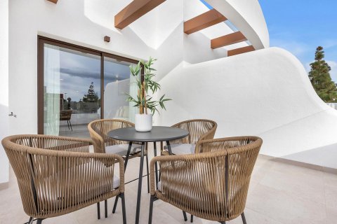 Apartment for sale in Los Alcazares, Murcia, Spain 2 bedrooms, 67 sq.m. No. 151576 - photo 9