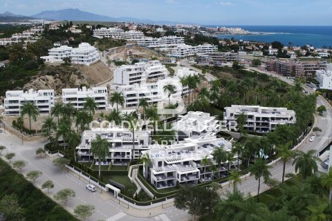 Apartament w Estepona, Malaga, Hiszpania 3 sypialnie, 133 mkw. nr 159338 – zdjęcie 13