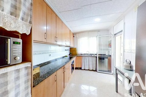 Сasa en venta en Santa Oliva, Tarragona, España 4 dormitorios, 120 m2 No. 188285 - foto 24