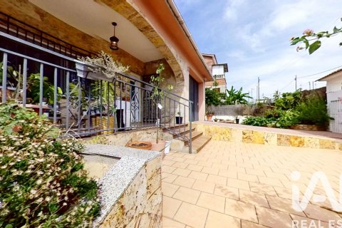 Сasa en venta en Santa Oliva, Tarragona, España 4 dormitorios, 120 m2 No. 188285 - foto 30