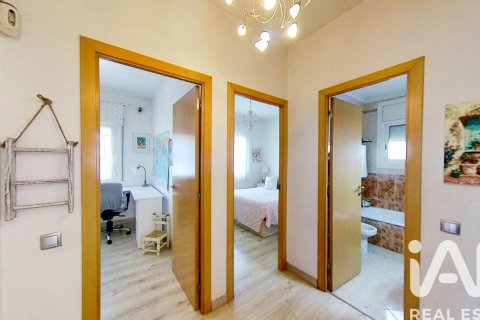 Сasa en venta en Santa Oliva, Tarragona, España 4 dormitorios, 120 m2 No. 188285 - foto 9