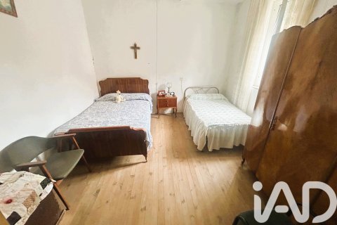 Villa en venta en León, España 5 dormitorios, 451 m2 No. 188286 - foto 11