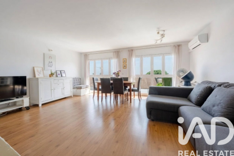 Townhouse for sale in Vilassar de Dalt, Barcelona, Spain 4 bedrooms, 228 sq.m. No. 188283 - photo 7