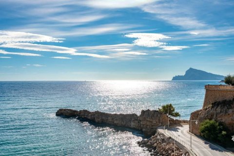 Tvåvåningslägenhet till salu i Altea, Alicante, Spanien 4 sovrum, 152 kvm. Nr. 196338 - foto 6