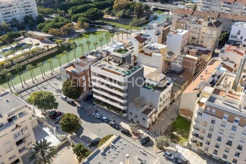 Продажа квартиры в Малага, Испания 3 спальни, 84м2 №182000 - фото 7