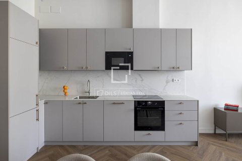 Lägenhet till salu i Barcelona, Spanien 2 sovrum, 117 kvm. Nr. 161461 - foto 11