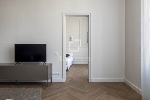 Lägenhet till salu i Barcelona, Spanien 2 sovrum, 117 kvm. Nr. 161461 - foto 12