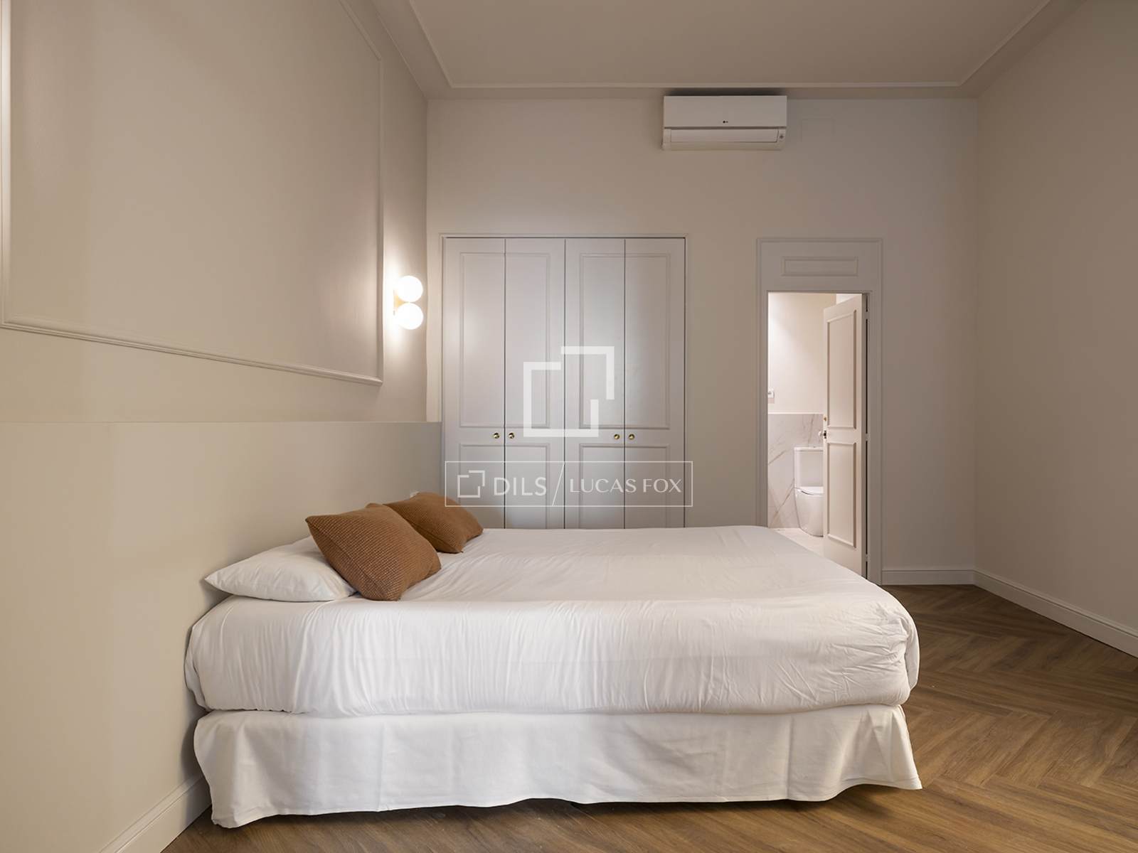 Huoneisto Barcelona, Espanja 2 makuuhuonetta, 117 m2 No. 161461