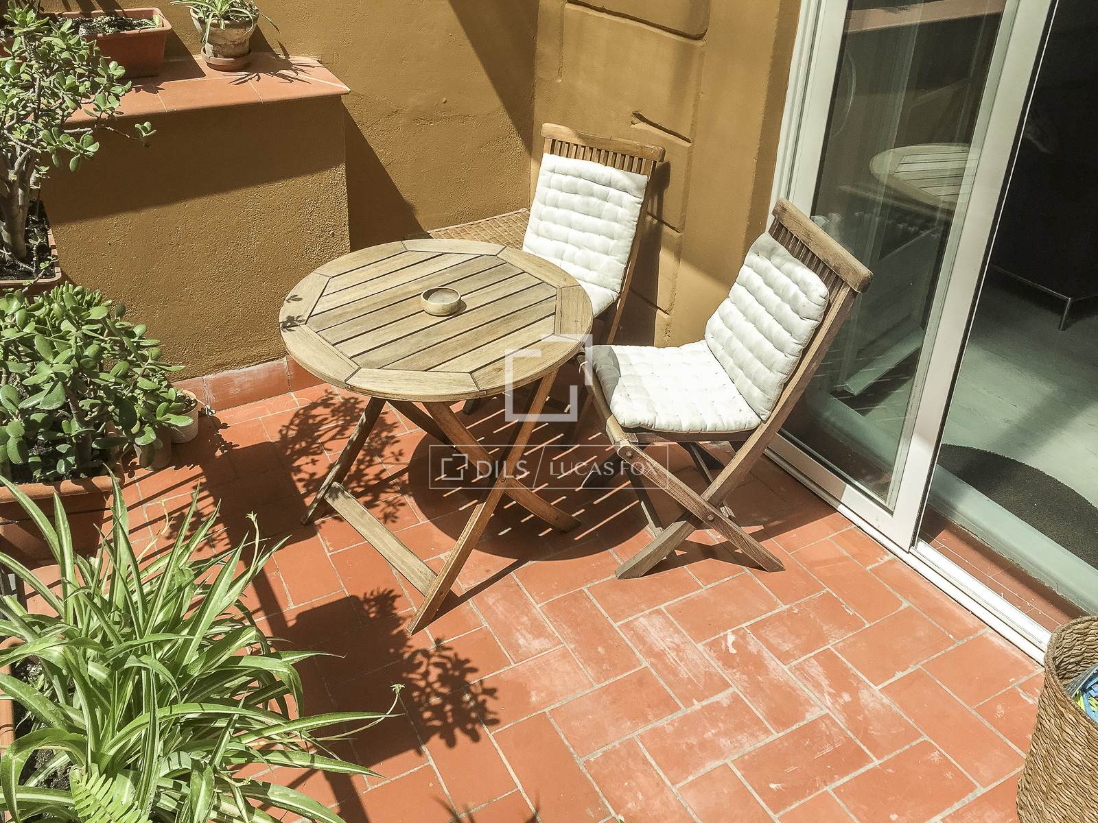 Wohnung in Barcelona, Spanien 2 Schlafzimmer, 109 m2 Nr. 161460