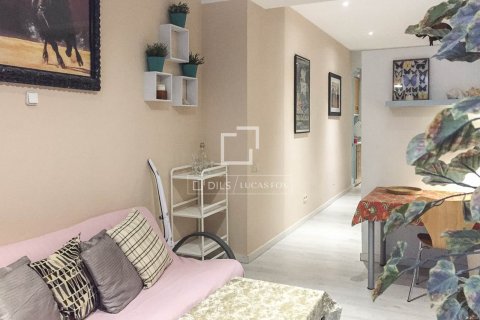 Lägenhet i Barcelona, Spanien 2 sovrum, 109 kvm. Nr. 161460