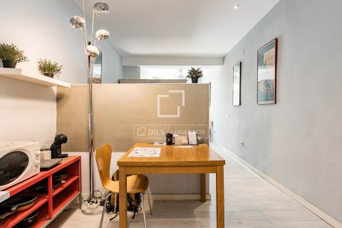 Apartamento en venta en Barcelona, España 2 dormitorios, 109 m2 No. 161460 - foto 6