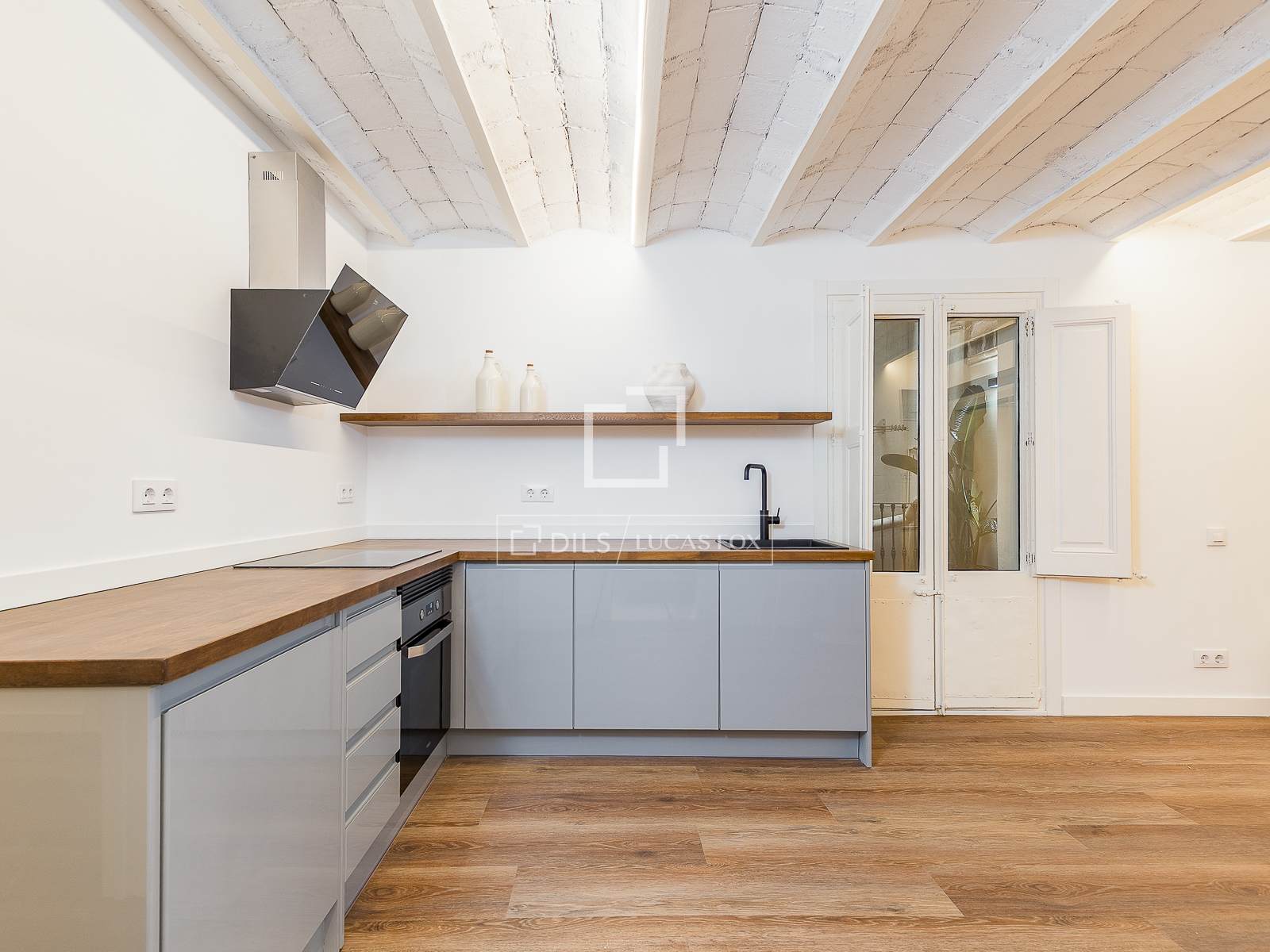 Apartament w Barcelona, Hiszpania 2 sypialnie, 95 mkw. nr 161458