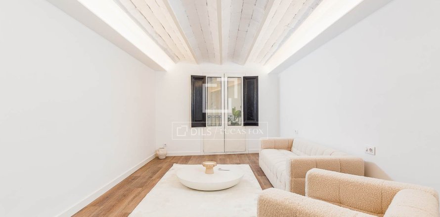 Lägenhet i Barcelona, Spanien 2 sovrum, 95 kvm. Nr. 161458