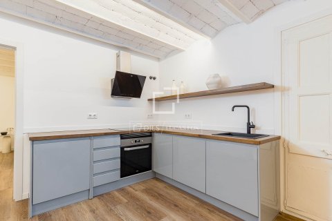 Lägenhet till salu i Barcelona, Spanien 2 sovrum, 95 kvm. Nr. 161458 - foto 9