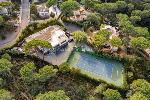 Huvila myytävänä Santa Cristina d'Aro, Girona, Espanja, 8 makuuhuonetta, 710 m2 No. 176721 - kuva 7
