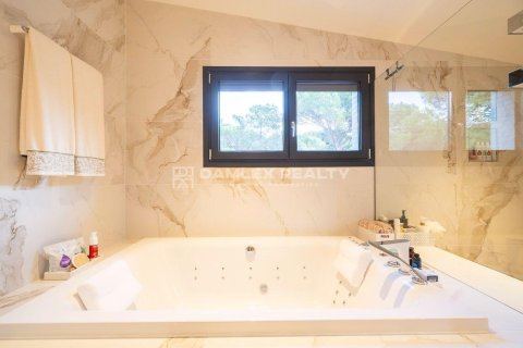 Huvila myytävänä Santa Cristina d'Aro, Girona, Espanja, 8 makuuhuonetta, 710 m2 No. 176721 - kuva 26