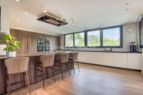 Huvila myytävänä Santa Cristina d'Aro, Girona, Espanja, 8 makuuhuonetta, 710 m2 No. 176721 - kuva 11