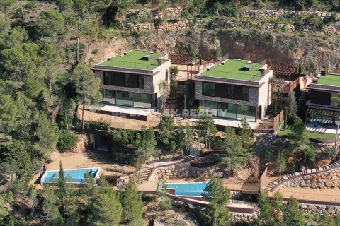 Huvila myytävänä Begur, Girona, Espanja, 4 makuuhuonetta, 347 m2 No. 176724 - kuva 3