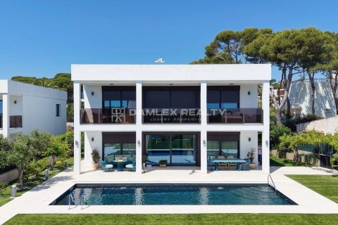 Villa in vendita a Calonge, Girona, Spagna 4 camere da letto, 383 mq. N° 176722 - foto 2