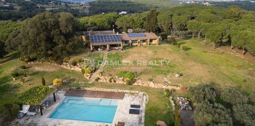 Villa a Sant Feliu de Guixols, Girona, Spagna 10 camere da letto, 844 mq. N° 176720