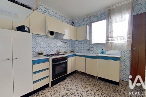 Apartament w Vila-real, Castellon, Hiszpania 4 sypialnie, 110 mkw. nr 187712 – zdjęcie 25