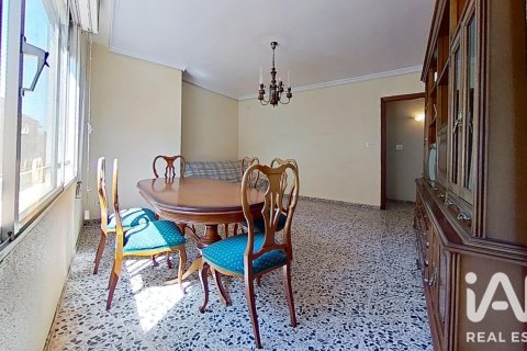 Apartament w Vila-real, Castellon, Hiszpania 4 sypialnie, 110 mkw. nr 187712 – zdjęcie 22