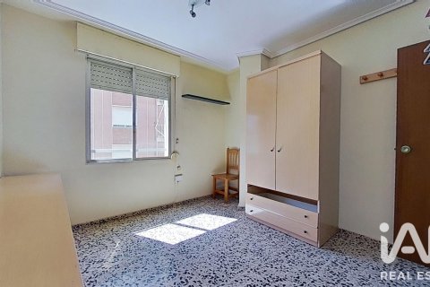 Apartament w Vila-real, Castellon, Hiszpania 4 sypialnie, 110 mkw. nr 187712 – zdjęcie 10