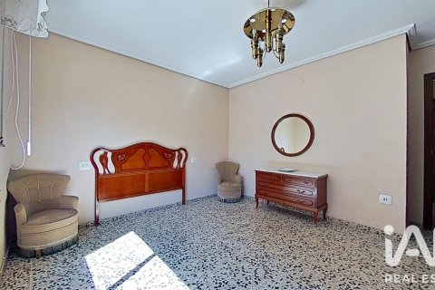 Apartament w Vila-real, Castellon, Hiszpania 4 sypialnie, 110 mkw. nr 187712 – zdjęcie 5