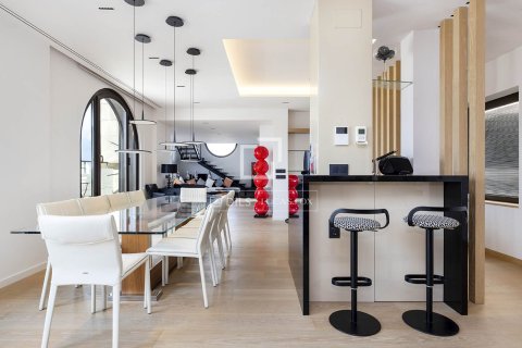 Penthäuser in Barcelona, Spanien 4 Schlafzimmer, 250 m2 Nr. 150241