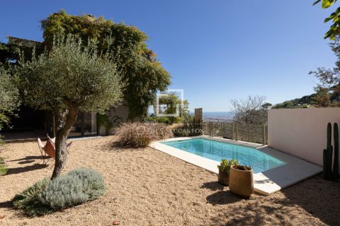 Villa zur Miete in Barcelona, Spanien 5 Schlafzimmer, 300 m2 Nr. 150242 - Foto 2