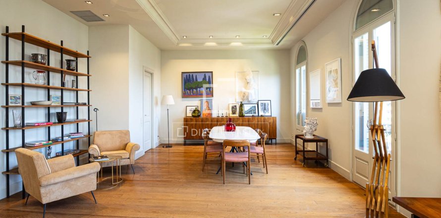 Appartamento a Barcelona, Spagna 4 camere da letto, 196 mq. N° 150237