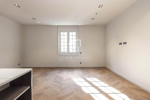 Wohnung zur Miete in Barcelona, Spanien 1 Schlafzimmer, 90 m2 Nr. 150243 - Foto 3