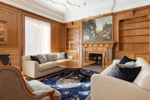 Wohnung zur Miete in Barcelona, Spanien 5 Schlafzimmer, 513 m2 Nr. 150240 - Foto 8