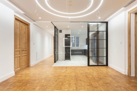 Wohnung zur Miete in Barcelona, Spanien 3 Schlafzimmer, 313 m2 Nr. 150238 - Foto 5