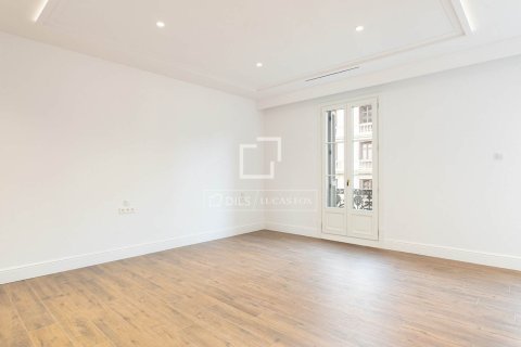 Wohnung zur Miete in Barcelona, Spanien 3 Schlafzimmer, 313 m2 Nr. 150238 - Foto 15