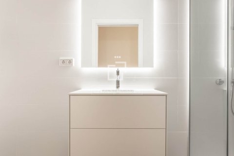 Wohnung zur Miete in Barcelona, Spanien 3 Schlafzimmer, 313 m2 Nr. 150238 - Foto 21