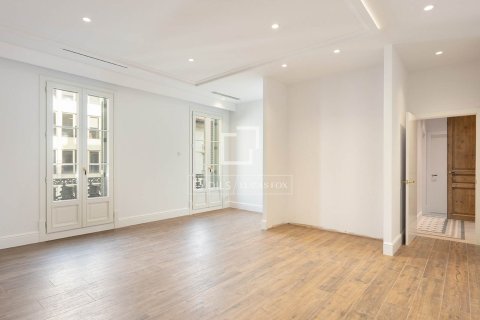 Wohnung zur Miete in Barcelona, Spanien 3 Schlafzimmer, 313 m2 Nr. 150238 - Foto 14