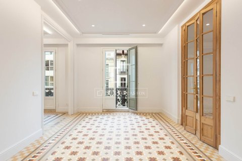 Wohnung zur Miete in Barcelona, Spanien 3 Schlafzimmer, 313 m2 Nr. 150238 - Foto 29