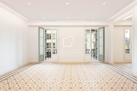 Wohnung zur Miete in Barcelona, Spanien 3 Schlafzimmer, 313 m2 Nr. 150238 - Foto 26