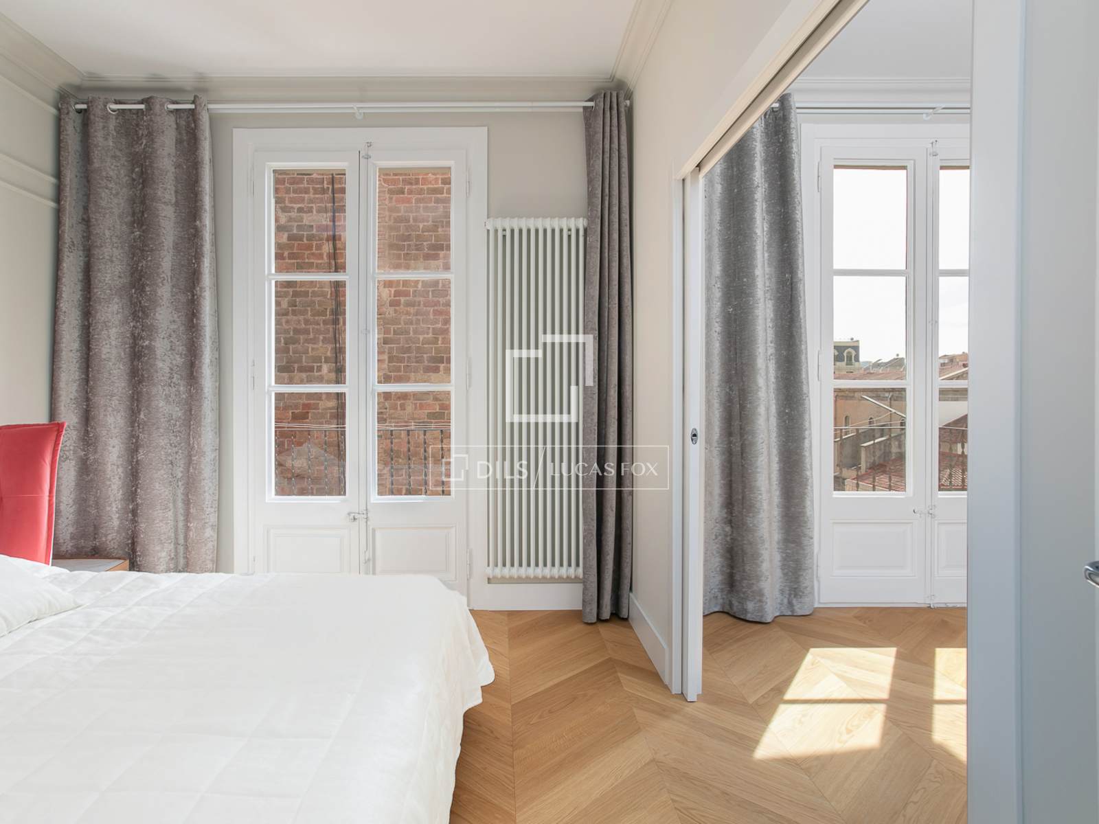 Wohnung in Barcelona, Spanien 5 Schlafzimmer, 128 m2 Nr. 192755